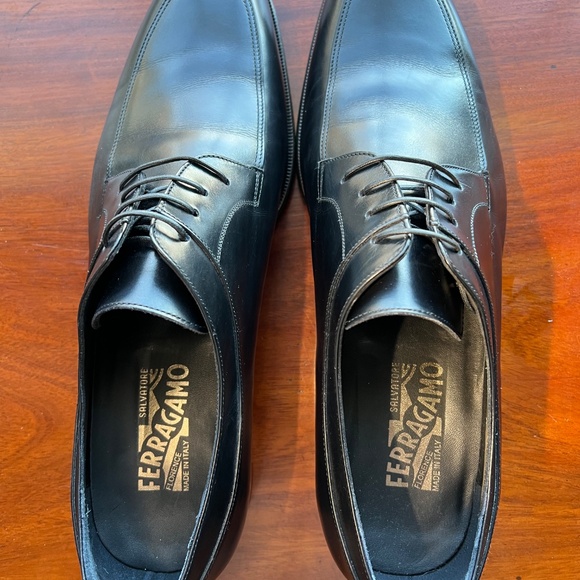 Elevate Your Look with Black Almond Toe Lace-Up Salvatore Ferragamo Dress Shoes! - Picture 6 of 6